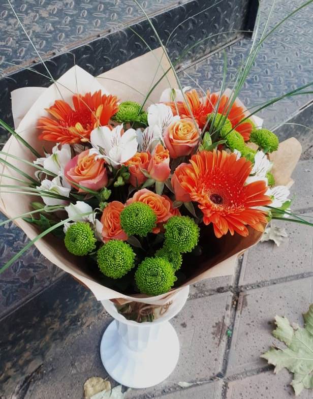 Букет цветов из: Герберы, Хризантемы, Альстромерии и Розы в Шарлык
