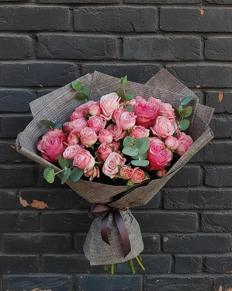 Букет цветов из: Розы в Шарлык