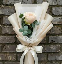 Букет цветов из:  Розы в Шарлык