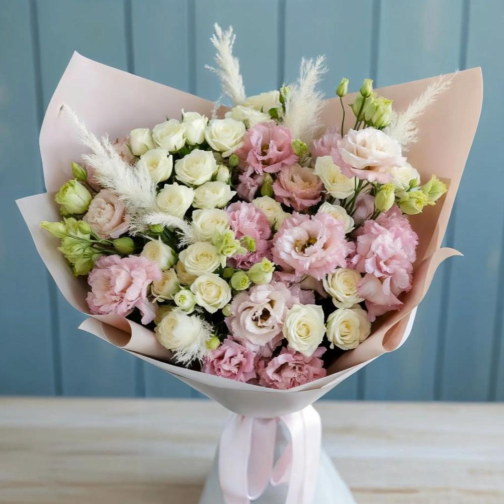 Букет цветов из: Альстромерии и Розы в Шарлык