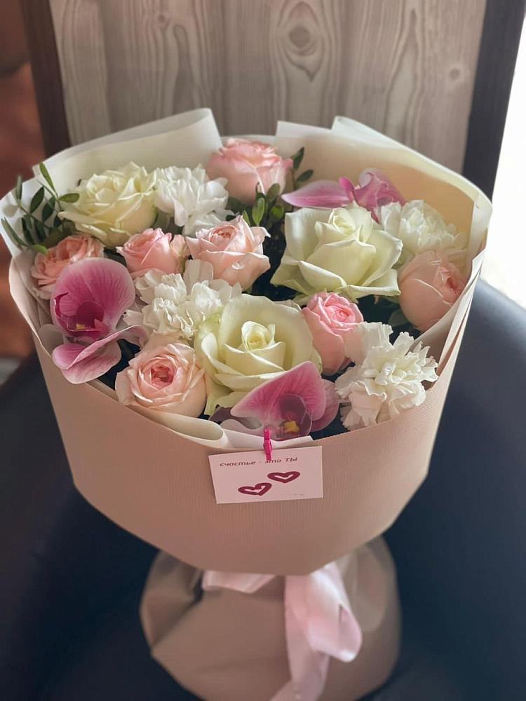 Букет цветов из: Орхидеи, Розы и Гвоздики в Шарлык