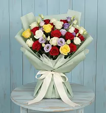 Букет цветов из:  Розы в Шарлык