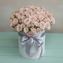 Цветочная композиция из Розы в шляпной коробке в Шарлык