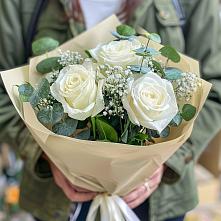 Букет цветов из:  Розы в Шарлык