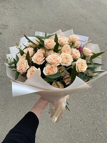 Букет Кремовые розы Латте в Шарлык