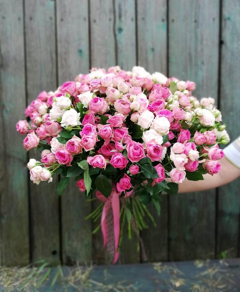 Букет Розовые кустовые розы Натали и Лав Лидия в Шарлык