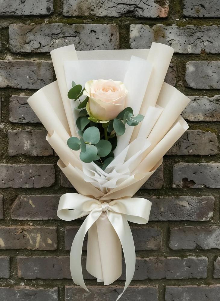 Букет цветов из: Розы в Шарлык