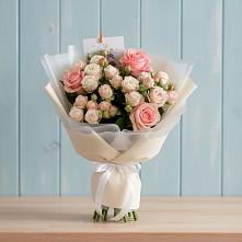 Букет цветов из:  Розы в Шарлык