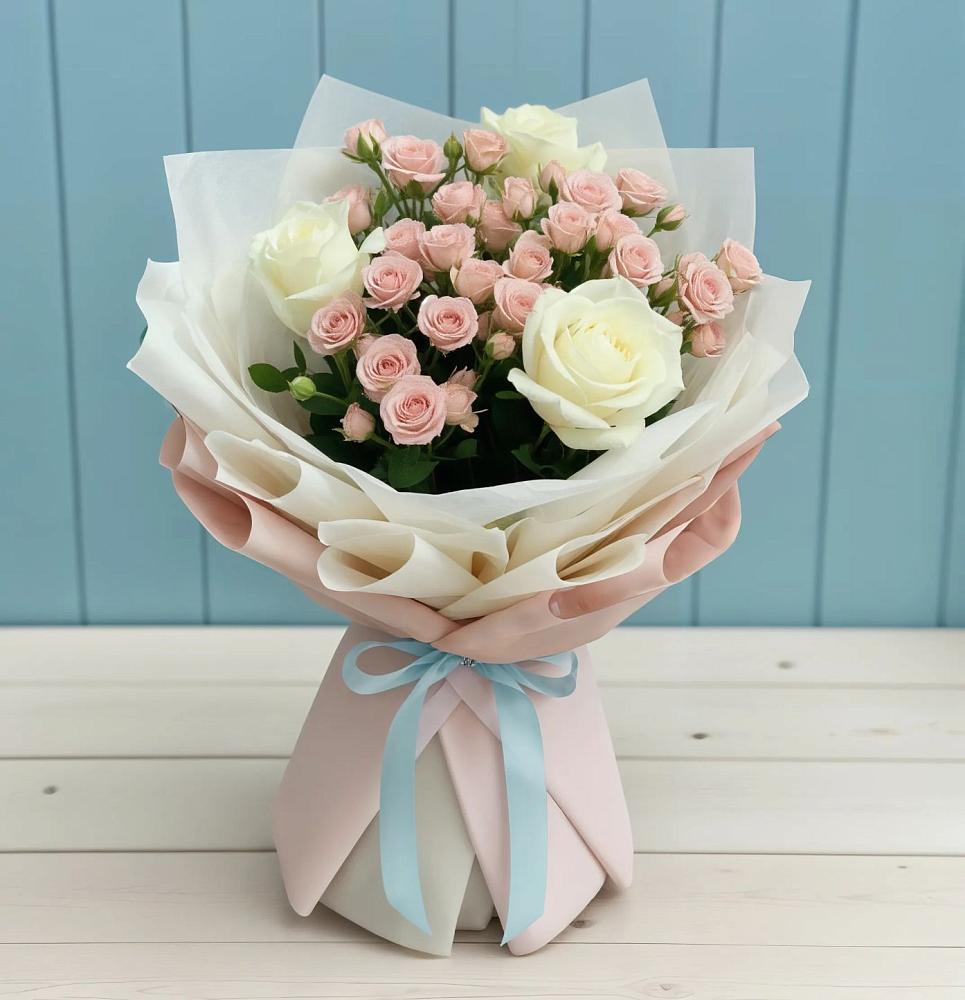 Букет цветов из: Розы в Шарлык