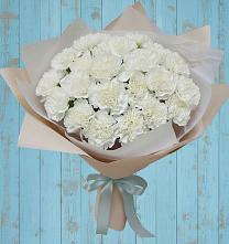 Букет цветов из:  Гвоздики в Шарлык